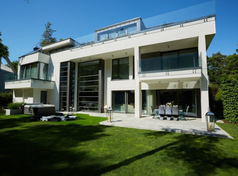 DMD BudownictwoWilla Floryda  |   Luksus i Elegancja