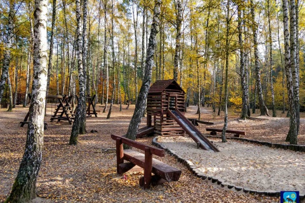 plac zabaw w Łosiowych Błotach - Latchorzew