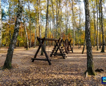 plac zabaw w Łosiowych Błotach - Latchorzew