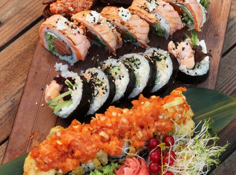 Kokoroll Sushi & Ramen